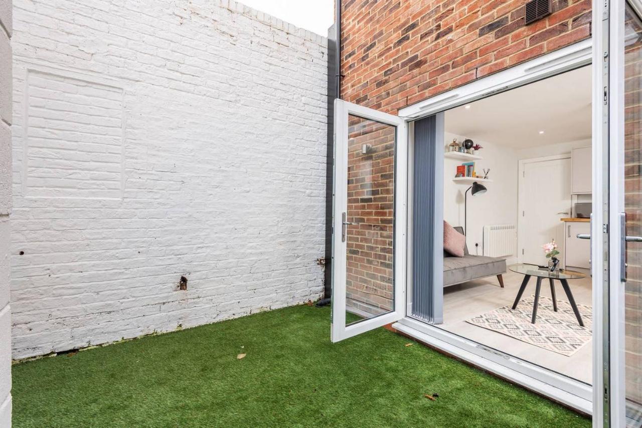 Granville House York Bagian luar foto